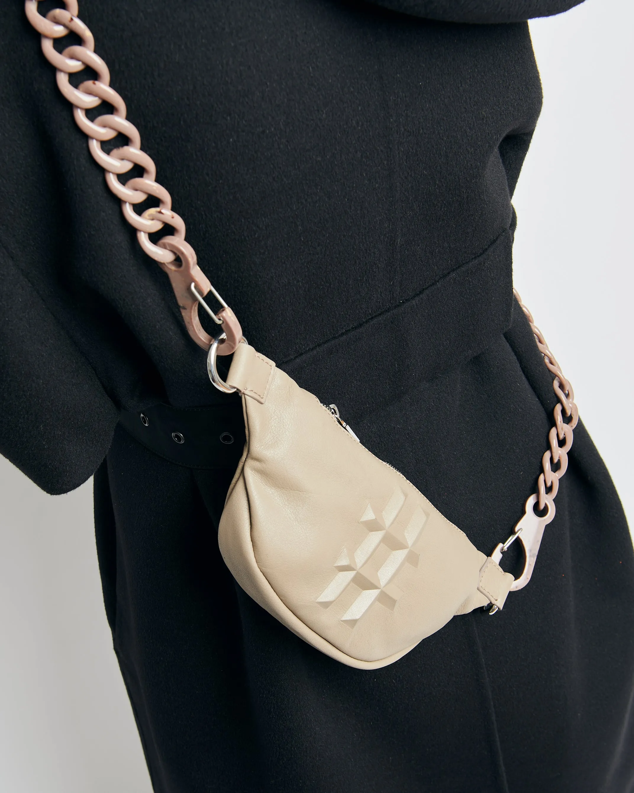 Acryl Chain Bag Strap - sand shiny