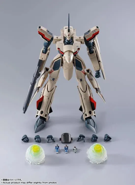 Bandai DX Chogokin Macross Plus YF-19 (Isamu Alva Dyson Use) Action Figure