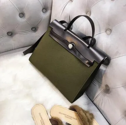 European Retro Fashion Designer PU Leather Shoulder Bag