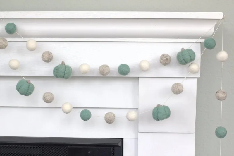 Felt Pumpkin Garland- Teal & Gray