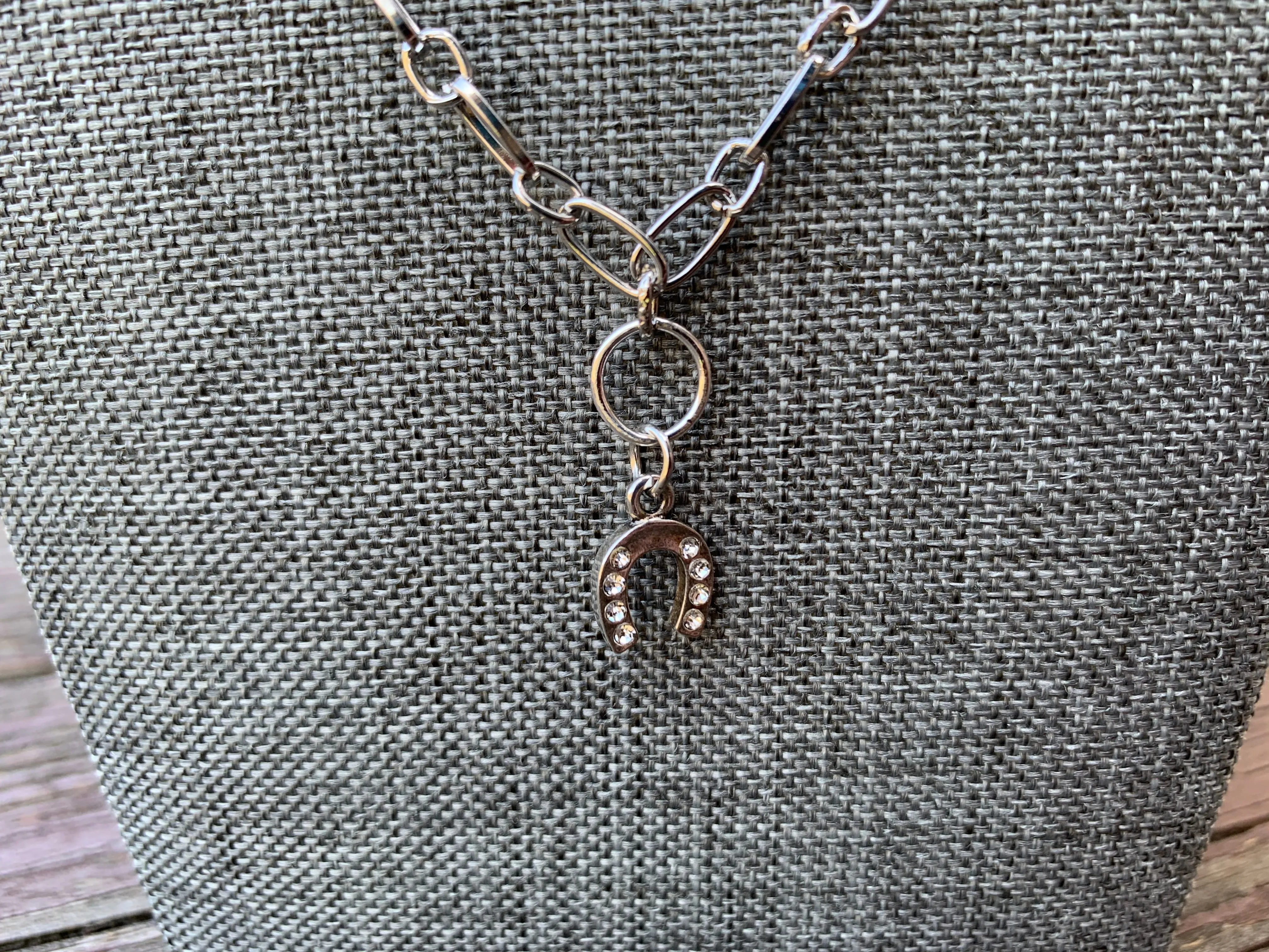 Music City Convertible Face Mask Chain