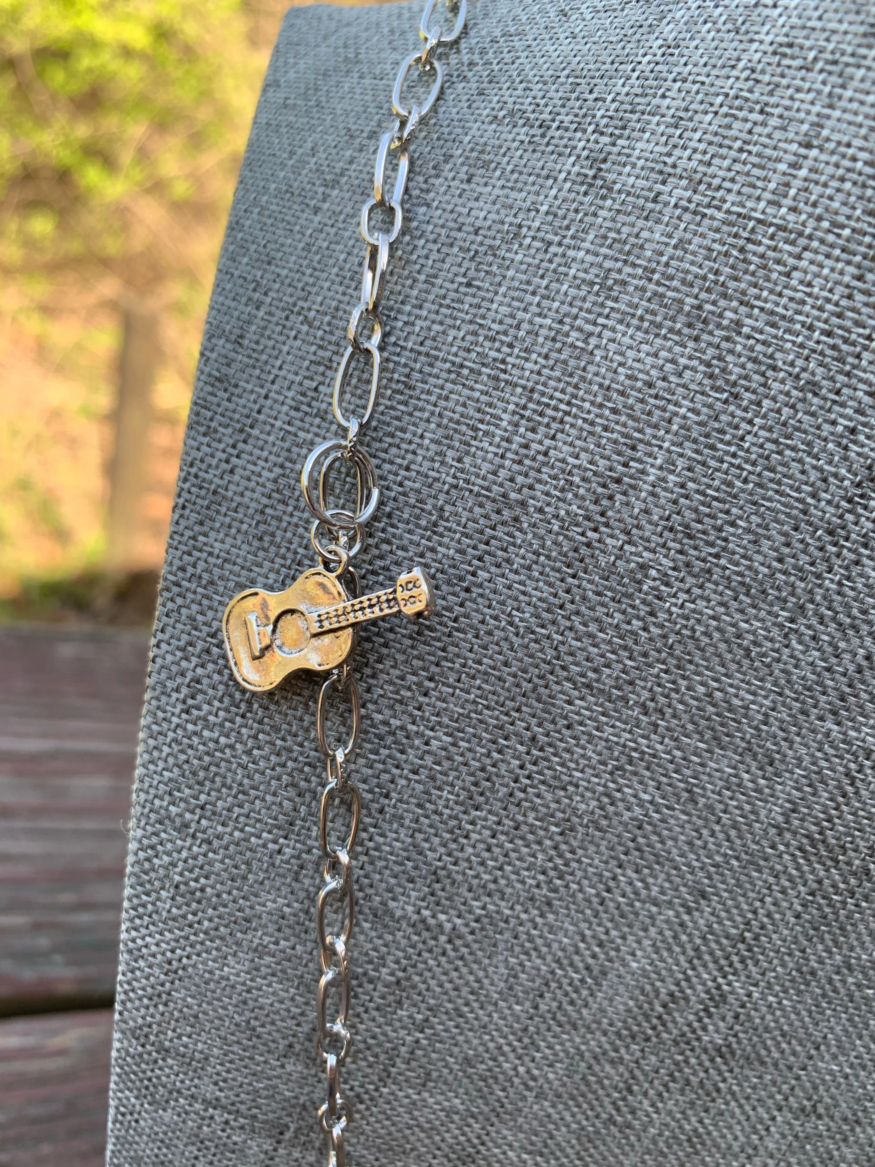 Music City Convertible Face Mask Chain