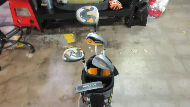 Used Wilson Profile 5-Piece Junior Golf Set w/ Bag